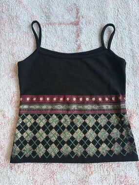 Black sweater printed tank top